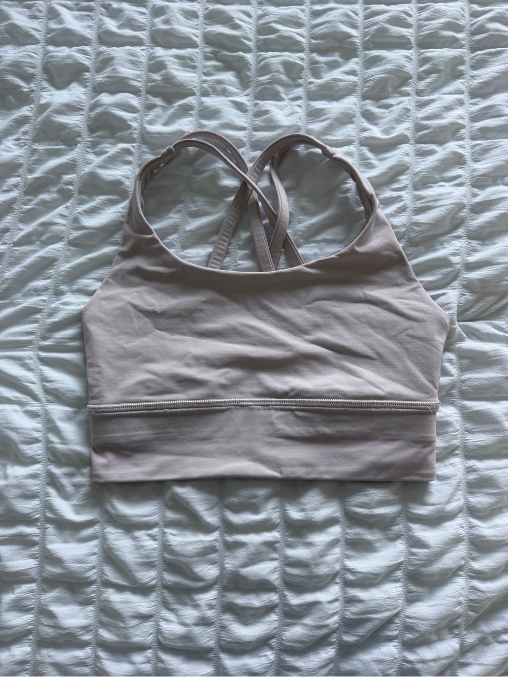 LuluLemon Women's Seamless Crisscross Sports Bralette - light pink